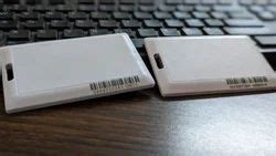 active rfid tags 2.4 ghz|smallest active rfid tag.